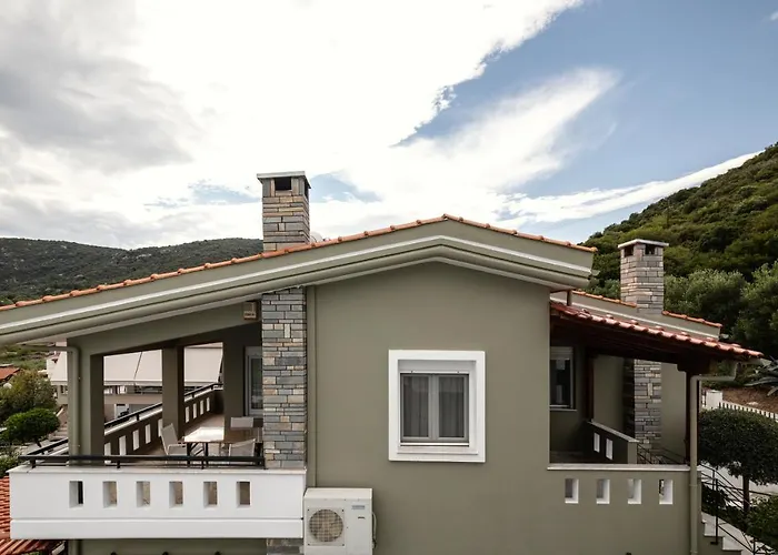 Cove * Nea Iraklitsa